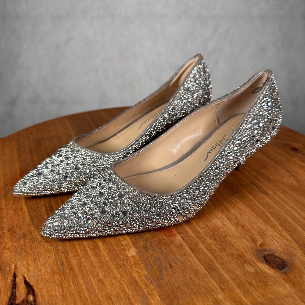 Betsey Johnson SB-Scout Heels Women 5M Silver Rhinestone Pointed Kitten Pump